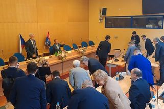 Problémy Karlovarského kraje by vyřešila veřejná vysoká škola, řekl prezident Pavel - Novinky