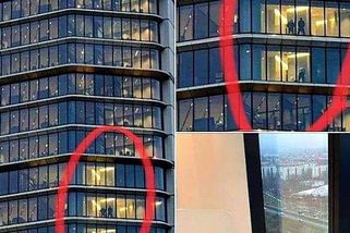 Muži u pisoárů byli vidět z ulice, projekt budovy na to nemyslel - Novinky