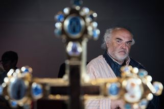 Korunovační kříž, přípis Karla IV. Začala očekávaná výstava na Hradě - Seznam Zprávy