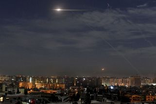 Izrael provedl odvetný útok na Írán, Teheránem otřásly výbuchy - Novinky