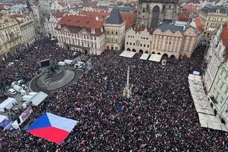 Rajchl o demonstraci: Protestovali Ukrajinci. Je to ruský troll, kontruje Milion chvilek