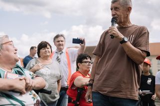 Babiš drží náskok. S kým by mohlo ANO po volbách vládnout? - Seznam Zprávy