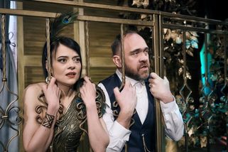 RECENZE: Soukromé životy v Divadle Bez zábradlí nenaplnily svůj potenciál - Novinky