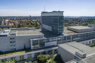 Kdo z ODS, STAN, lidovců a Pirátů volil Berkovce a Matochu? Řeší se hlasy ve volbě radních ČT - Novinky