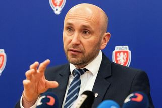 Největší akci na podvodníky z fotbalu spustil detektiv, co chytal Peltu i Berbra - Seznam Zprávy