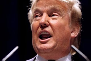 Trumpův šílený krok. Chce zničit NATO? Jeho ego ohrožuje Evropu - Médium.cz