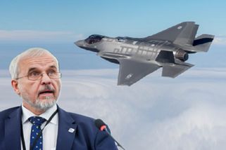 Ivan David se přeškolil na leteckého odborníka. Do...