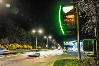 MOL zrušil slevu řidičům, ostatní dodavatelé je drží - Novinky