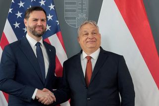 „Miluji Viktora.“ Vance telefonoval Trumpovi přímo z budapešťského pódia - Novinky