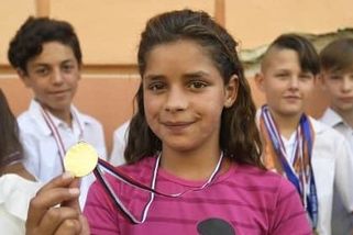 Nadějná Annamárie dá v 16 letech přednost běžecké kariéře, půjde na potrat - Novinky