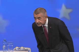 To bylo keců. Chování premiéra Babiše rozpálilo do...