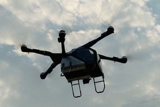 V Dubaji se vzneslo čínské létající auto - Novinky