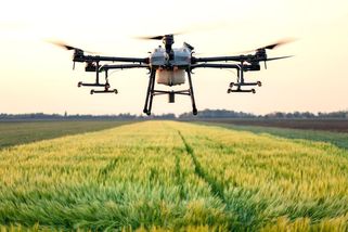 Scifi v praxi. V Česku se testují autonomní „chytré“ drony bez pilota. Kde je potkáte? - Seznam Zprávy