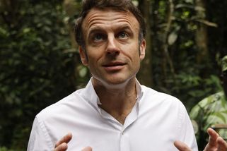 Macron na misi. Po francouzském hájemství prahnou Čína, Rusko i Turecko - Seznam Zprávy