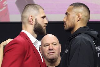 MMA | Emoce před bitvou. Procházka sklidil ovace, na soupeře se bučelo - Sport.cz