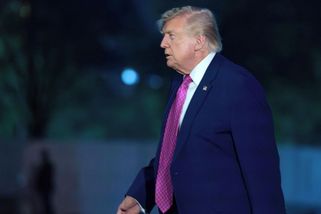 Trump svým spolupracovníkům slíbil hromadnou milost - Novinky