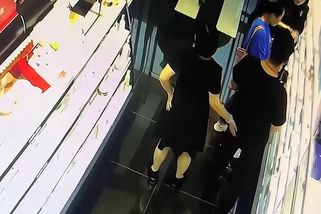 Prodavačka chtěla poplácat kolegu po zadku, ale spletla se - Novinky