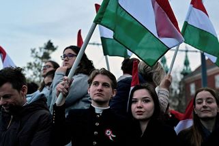 Vzrušení u Magyara. Jeho tábor si věří, čerstvé průzkumy ho favorizují - Seznam Zprávy
