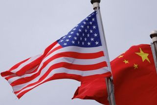 Čína vrací úder. Clo na USA zvýšila na 84 procent - Novinky