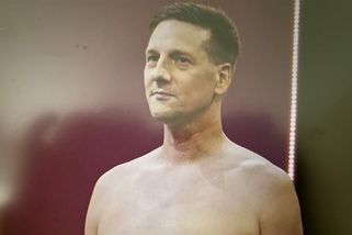 Žhavá gay epizoda pikantní seznamky: Urostlí kluci, dlouhé předkožky a nahý Honza!