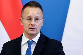 Sijjartó zmizel. Letadlo, které používal, odletělo přes noc do Afriky - Novinky