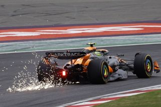 Deštivou kvalifikaci na sprint v Číně vyhrál Norris - Sport.cz