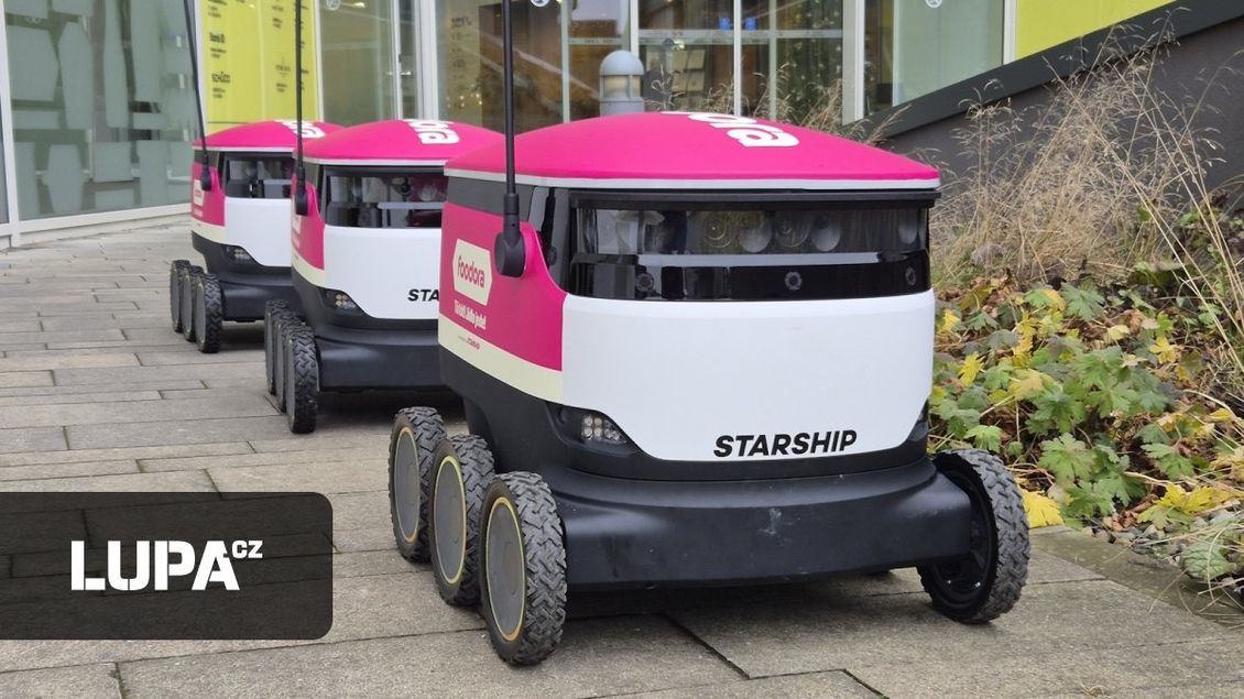 Experiment začal. Samořídicí vozítka začala doručovat jídlo v pražském Karlíně - Lupa.cz