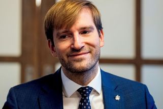 Zdravotní pojišťovny si mají přerozdělit 7,9 miliardy korun, schválili poslanci - Novinky