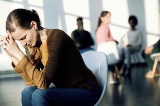 Odmítnutí je fyzicky bolí. Jaký je život s RSD - Novinky