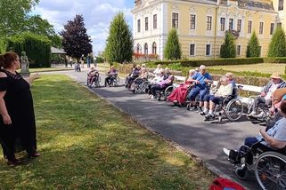 Senioři už nebudou bydlet na zámku, vzniknou nové domovy v Lysé nad Labem a Milovicích - Novinky