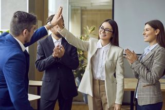 V Česku se mají brzy začít zveřejňovat mzdy. ODS i ANO jsou proti - Novinky