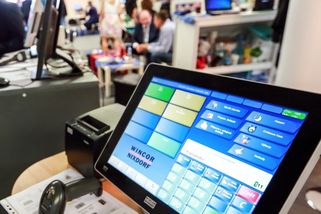 Komentář: Vzkříšení EET je správné, její zrušení byla promarněná příležitost - Seznam Zprávy