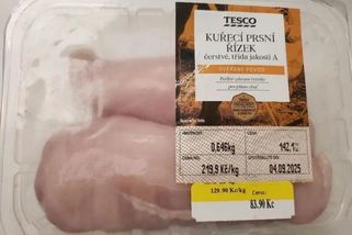 V Tescu se prodávalo nebezpečné kuřecí maso z Ukrajiny, obsahovalo bakterii Salmonella. Úřad informoval pozdě?