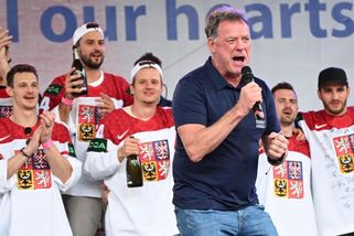 Nevěřím, že ti, co pojedou na olympiádu, dorazí i na MS. Hráči z extraligy mají velkou šanci, říká Rulík - Sport.cz