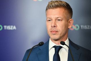 Už skartují dokumenty. Magyar dostal uprostřed tiskové konference lístek se závažnou informací - Novinky