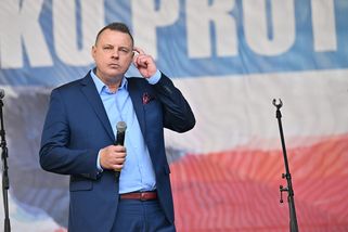 Chci být po Babišovi vaším premiérem. Rajchl nastí...