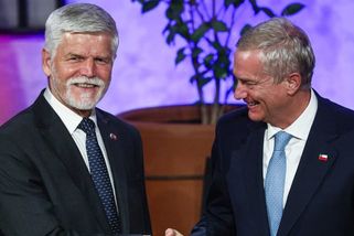 Rýpnutí do Klause: Prezident Pavel „vrátil“ v Chile po 15 letech protokolární pero