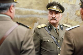 Černí baroni: Vetchý skončil v nemocnici, Landovský všechny štval a rozzuřený skutečný major Terazky