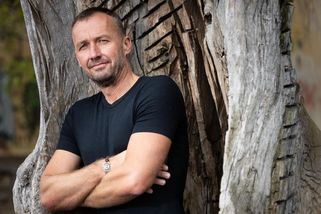 knihkupec.net/magazin/nejsme-stvoreni-k-pohodli-fyzioterapeut-hvezd-o-tele-stresu-a-dlouhovekosti