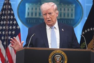 USA a Írán podle Trumpa zvažují partnerství při výběru mýta v Hormuzském průlivu - Seznam Zprávy