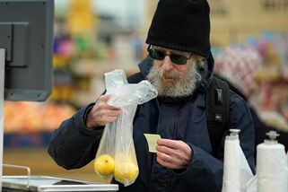 Česku hrozí pomalejší růst. Motor ekonomiky se může zadrhnout, tvrdí analýza - Novinky