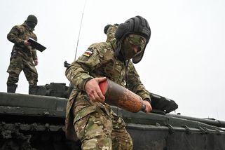 „Obrovský tlak.“ Rusko rekrutuje už i studenty na Putinově alma mater - Novinky