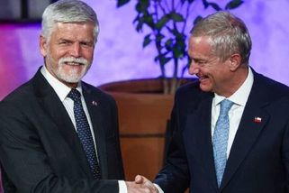 Pero opět na scéně. Pavel v Chile udělal gesto, které působí jako elegantní tečka za Klausem. Situaci okomentoval Kolář a Šándor