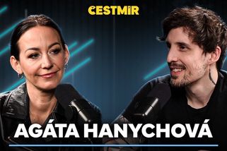 Agáta Hanychová. Skandály jsem dělala schválně, bez pozornosti bych byla nešťastná | Čestmír Strakatý podcast