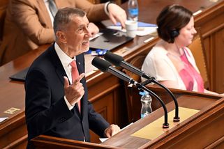 „Nic neumíte, jenom škodit“: Babiš místo věcné debaty zaútočil na opozici osobními urážkami