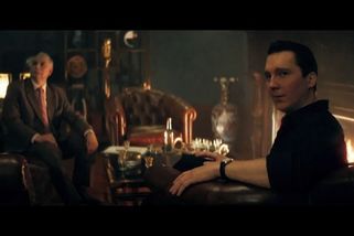 Jude Law jako Vladimir Putin. Jaký se film Čaroděj z Kremlu?