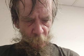 Nemluví a nemá doklady. Policisté zjišťují totožnost muže, který se objevil v Mirkovicích - Novinky