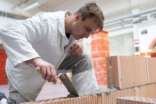 Česko se zřejmě opět dočká „mistrů“ řemeslníků - Novinky