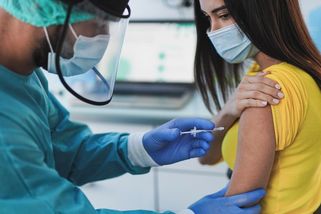 Ministerstvo váhá s vakcínami proti chřipce zdarma pro všechny - Novinky