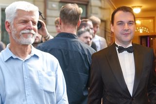 Petr Pavel bouchl do stolu: Drsný vzkaz Babišovi a zahanbující slova mířená na Macinku